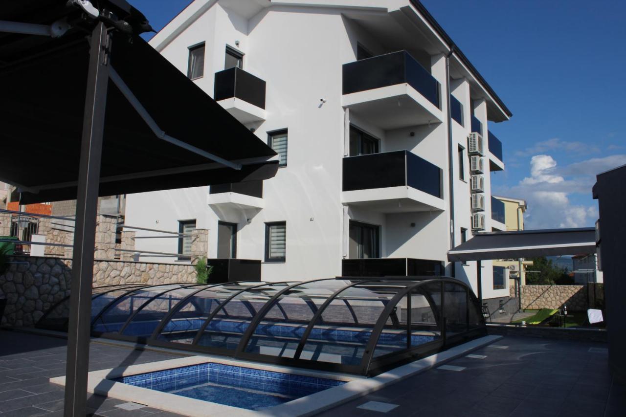 Villa Buba **** Novi Vinodolski Esterno foto
