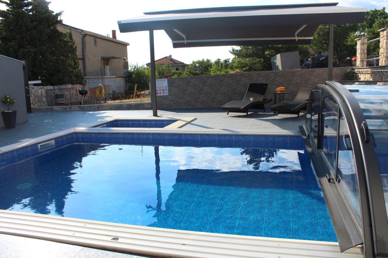 Villa Buba **** Novi Vinodolski Esterno foto