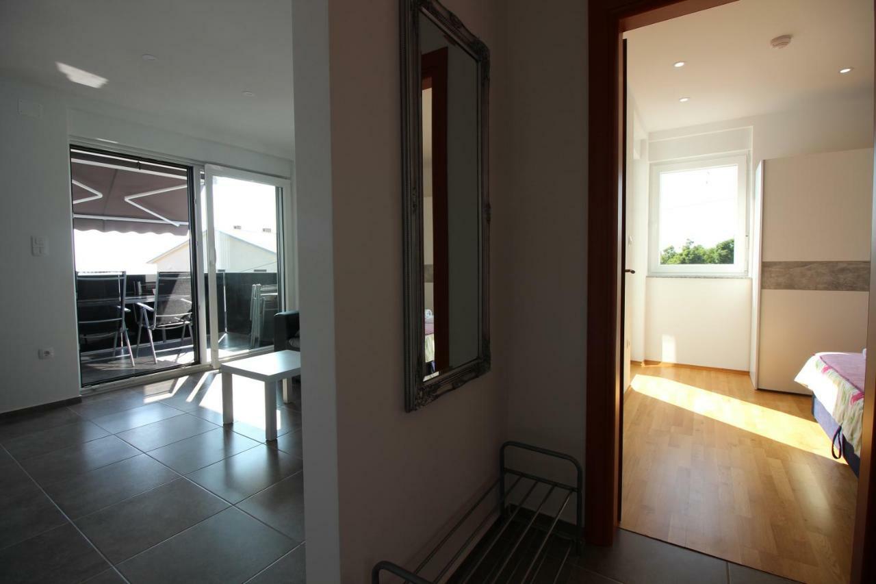 Villa Buba **** Novi Vinodolski Esterno foto